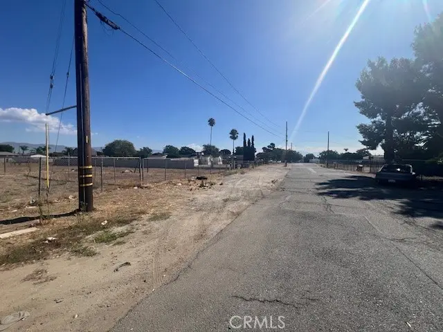 17562 Court Street, Fontana, CA 92336 - Image #3