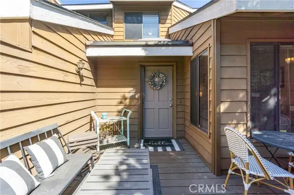 8520 Lake Knoll Avenue  #B, Garden Grove, CA 92844