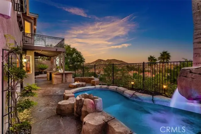 693 John Drive, Corona, CA 92879 - #1