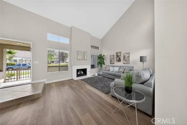 26 Claret  #40, Irvine, CA 92614 - #3