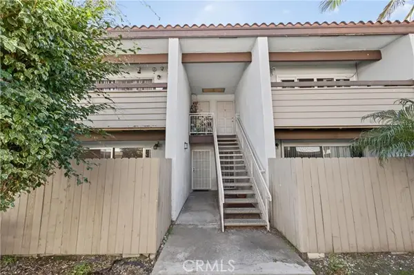 2511 Sunflower Avenue  #K4, Santa Ana, CA 92704