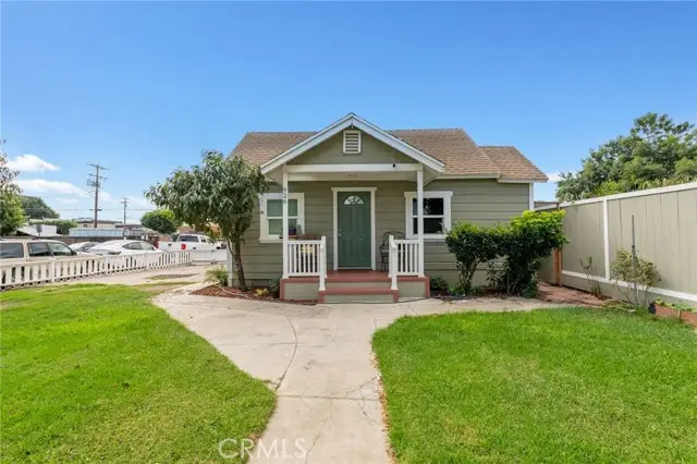 926 Pine, Santa Ana, CA 92701 - #1