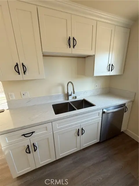 1016 Cabrillo Park Drive  #H, Santa Ana, CA 92701 - Image #3