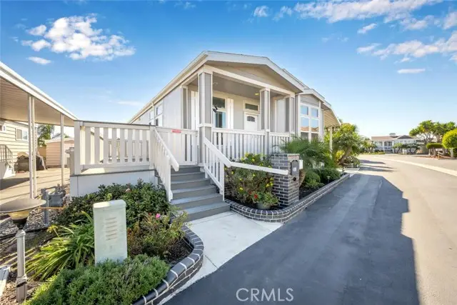 16222 Monterey Lane  #285, Huntington Beach, CA 92649 - Image #1