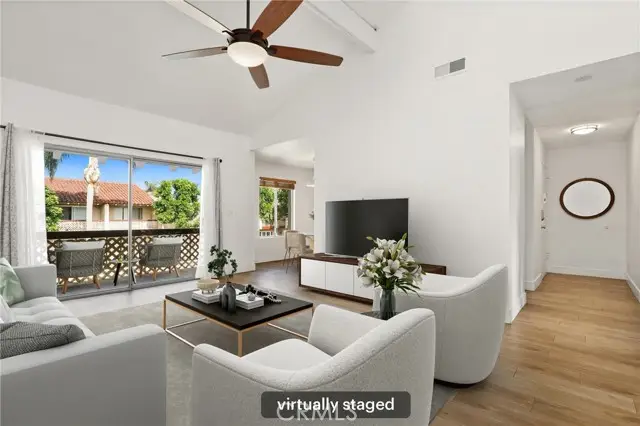 700 La Veta Avenue  #T4, Orange, CA 92868 - #3