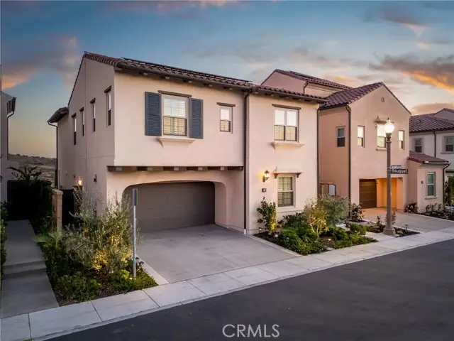 208 Canterbury, Irvine, CA 92618 - Image #2