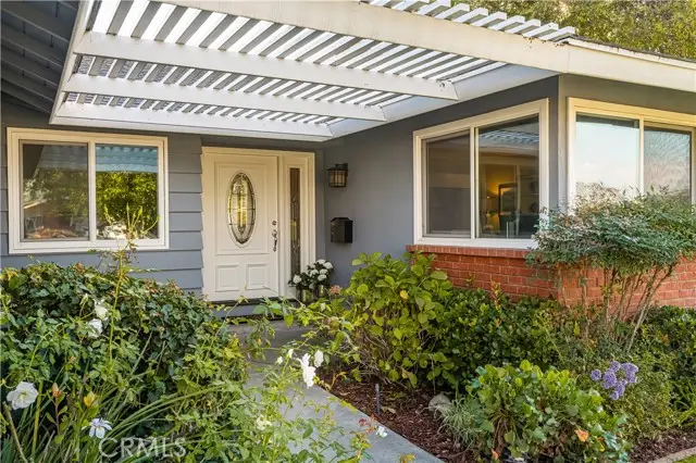 822 Lomita Avenue, Orange, CA 92867 - Image #3