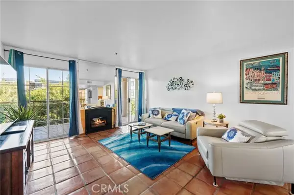 801 Pine Avenue  #304, Long Beach, CA 90813