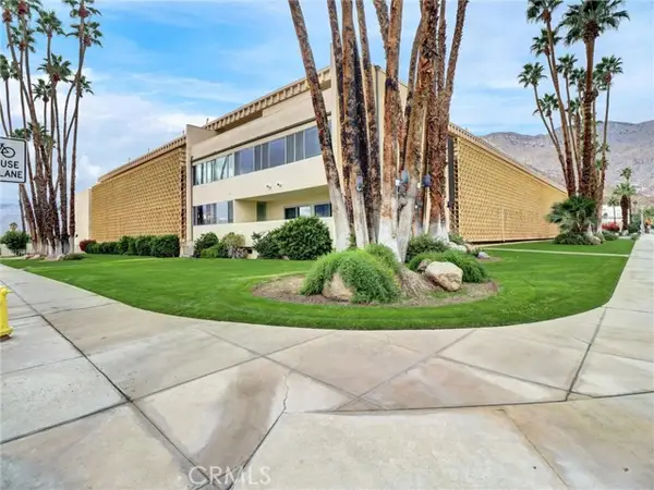 277 Alejo Road  #214, Palm Springs, CA 92262