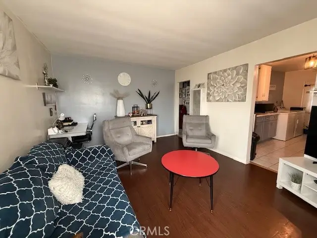 5010 El Segundo Boulevard, Hawthorne, CA 90250 - #1