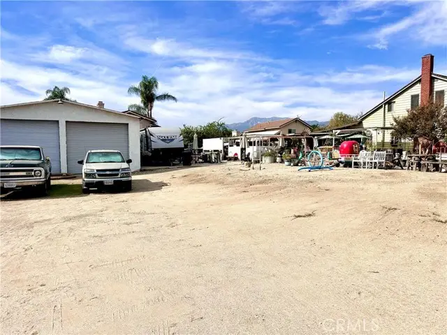 1094 Linden, Rialto, CA 92376 - Image #2