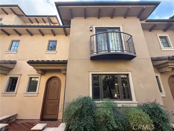 158 Sierra Madre Boulevard  #11, Pasadena, CA 91107