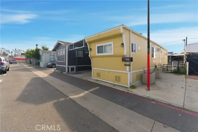 6665 Long Beach Blvd  #B23, Long Beach, CA 90805 - #2