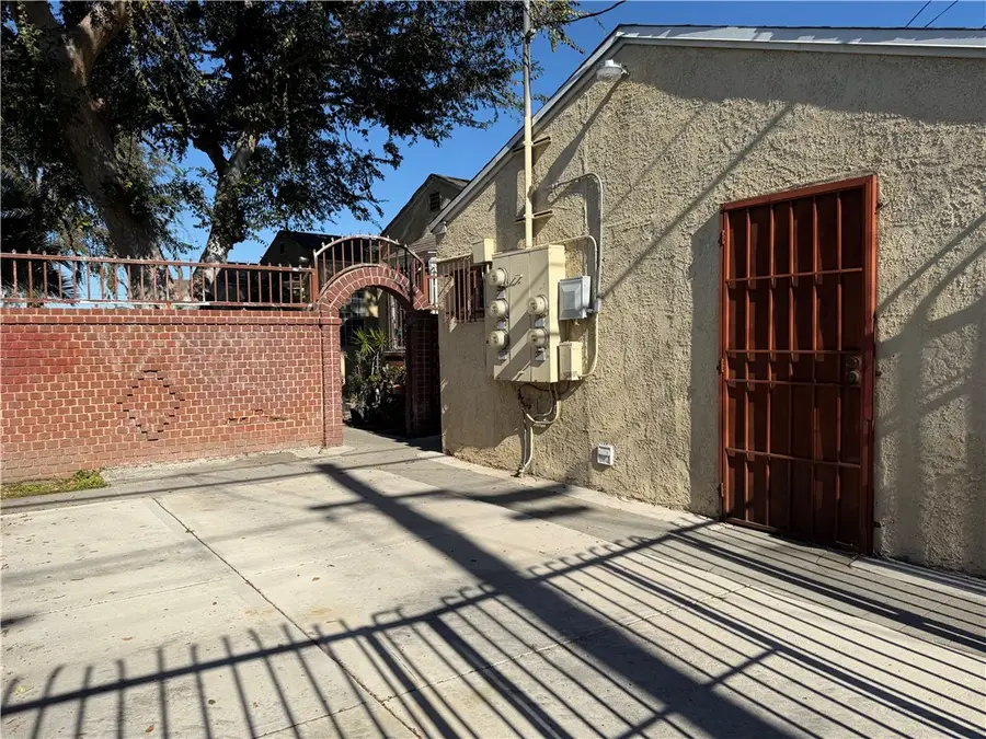 338 Magnolia Street, Compton, CA 90220 - Image #2