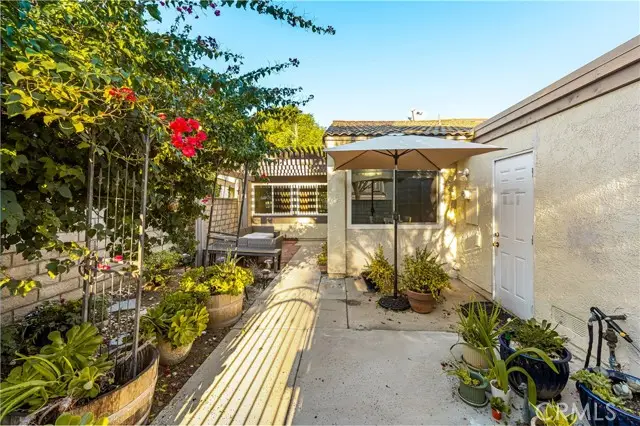 5573 Vista Del Rio, Anaheim, CA 92807 - #1