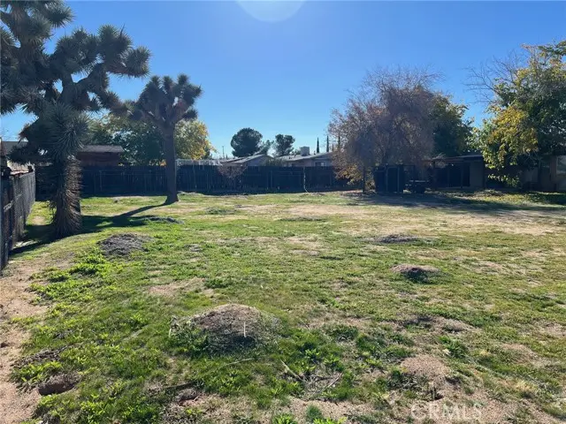 10643 Redwood, Hesperia, CA 92345 - #3