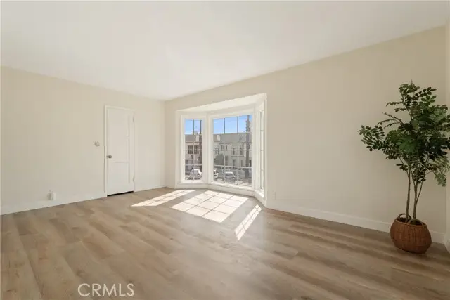 102 Lime Avenue  #6, Long Beach, CA 90802 - #3