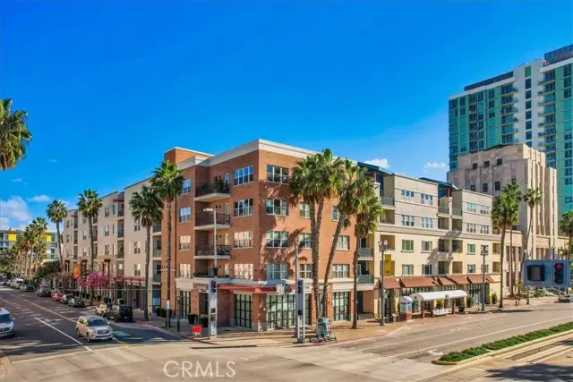 300 4th Street  #214, Long Beach, CA 90802 - #1