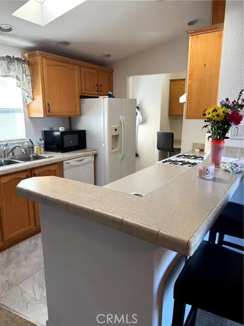 1660 Whittier Avenue  #17, Costa Mesa, CA 92627 - Image #2