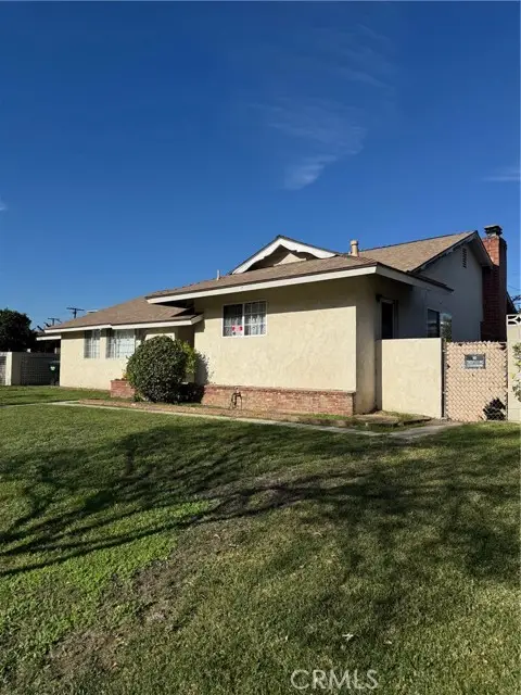 285 East McKinley Avenue, Pomona, CA 91767