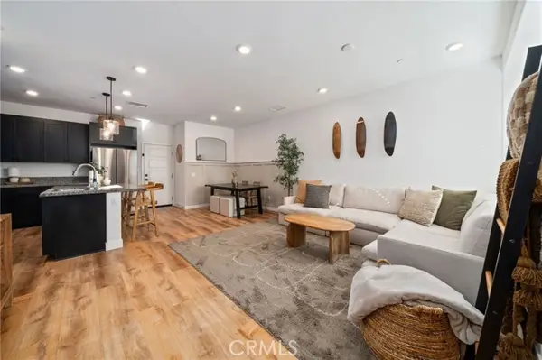 3971 Lavine  #103, Corona, CA 92883