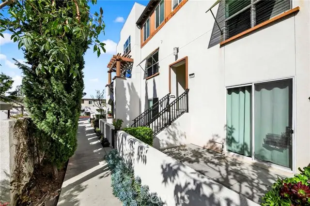 8604 Whittle Court, Downey, CA 90240 - Image #3