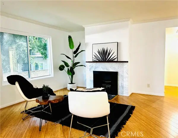 1237 6th  #106, Long Beach, CA 90802