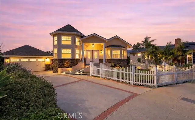 12317 Navy Street, Los Angeles, CA 90066 - #1