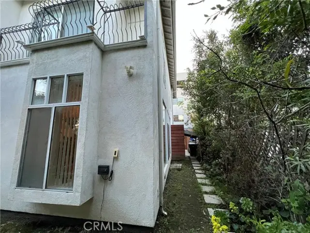 3943 Wade, Los Angeles, CA 90066 - #2