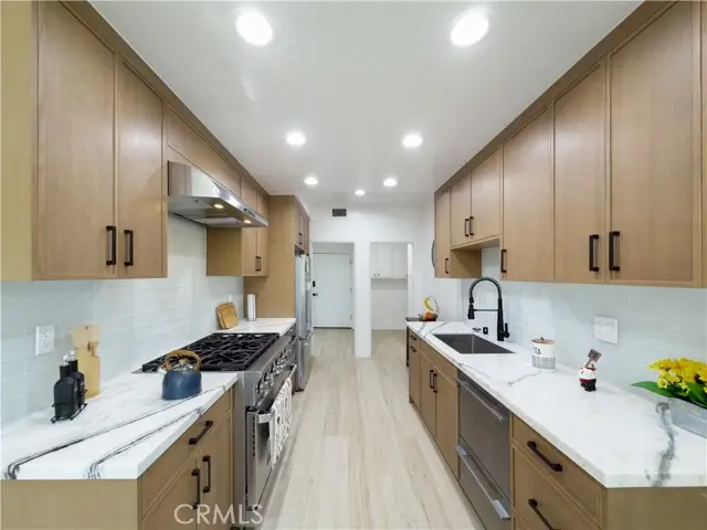 1944 Glendon, Los Angeles, CA 90025 - Image #1