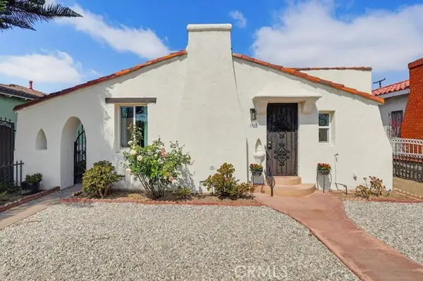 2525 Fashion Avenue, Long Beach, CA 90810