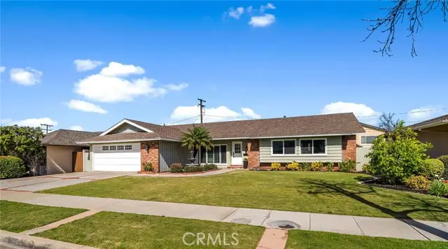 1127 Adams Avenue, Orange, CA 92867 - #2