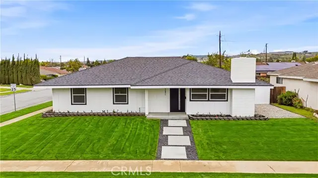 17271 Orange, Yorba Linda, CA 92886 - #1