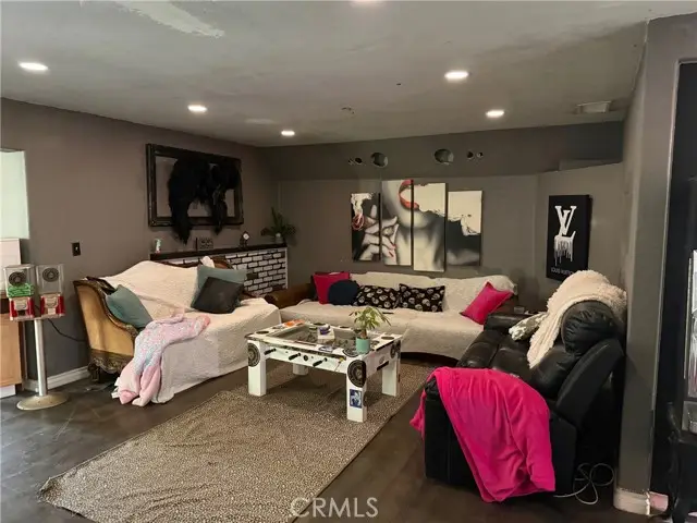 5484 Cedar, Riverside, CA 92509 - #3