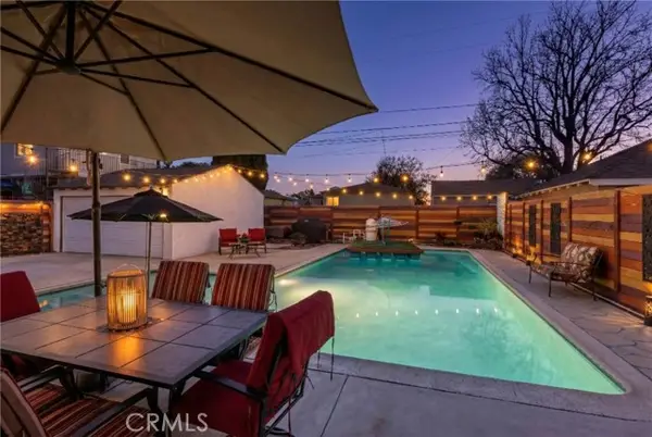 4201 Gardenia Avenue, Long Beach, CA 90807