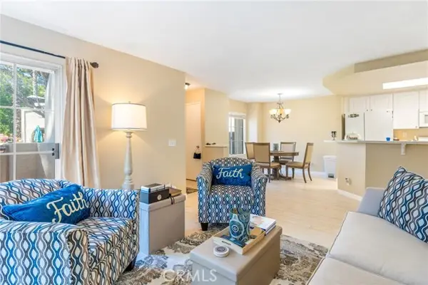 24352 Berrendo  #4, Laguna Hills, CA 92656
