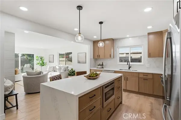 2320 Hathaway Street, Santa Ana, CA 92705