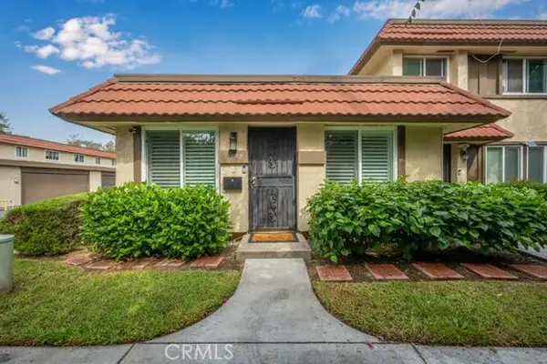 2697 Parkside Lane, Anaheim, CA 92801