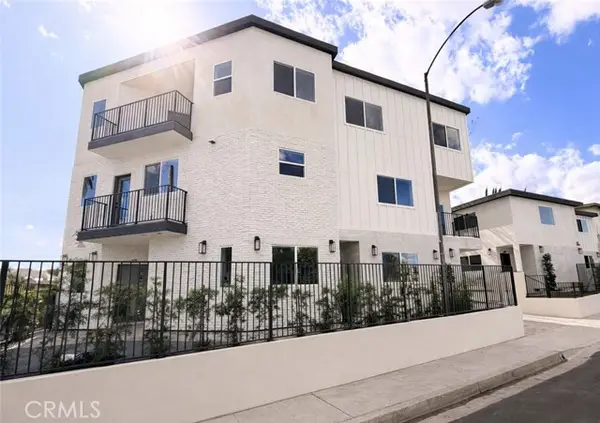 415 La Fayette Park, Los Angeles, CA 90026