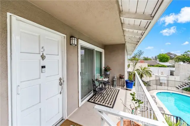 1228 Rutland Rd  #5, Newport Beach, CA 92660 - #3