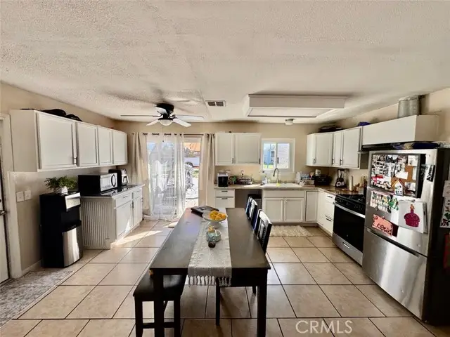 14737 Yucca, Hesperia, CA 92345 - #2