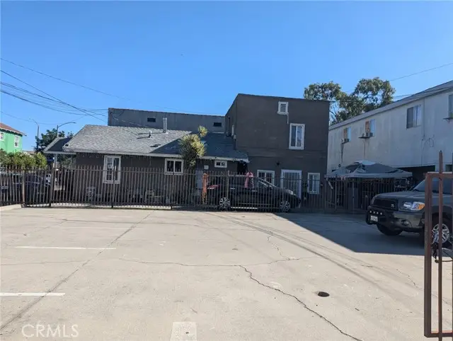 926 11th, Long Beach, CA 90813 - #2