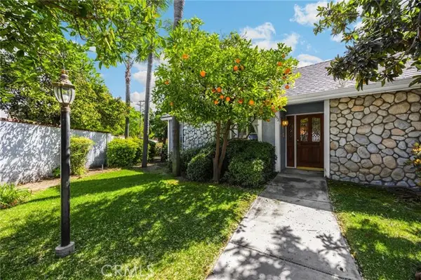 115 Mountain  #A, Monrovia, CA 91016