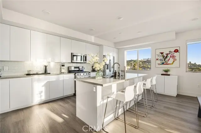 518 Windsor  #305, Glendale, CA 91205 - #3