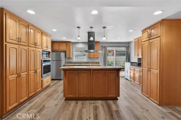 14802 Newport  #20B, Tustin, CA 92780