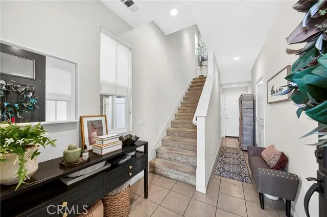 390 N Bellarose Way, Anaheim, CA 92805 - #2