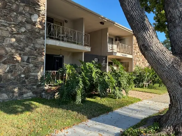 919 Minter, Santa Ana, CA 92701