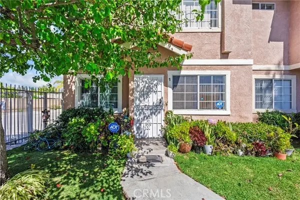 6535 72 nd  #1, Paramount, CA 90723