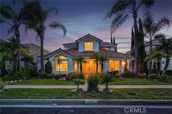 3545 Locust Avenue, Long Beach, CA 90807