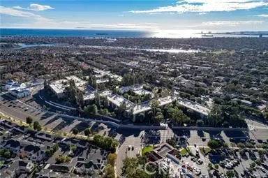 564 Bellflower  #109, Long Beach, CA 90814